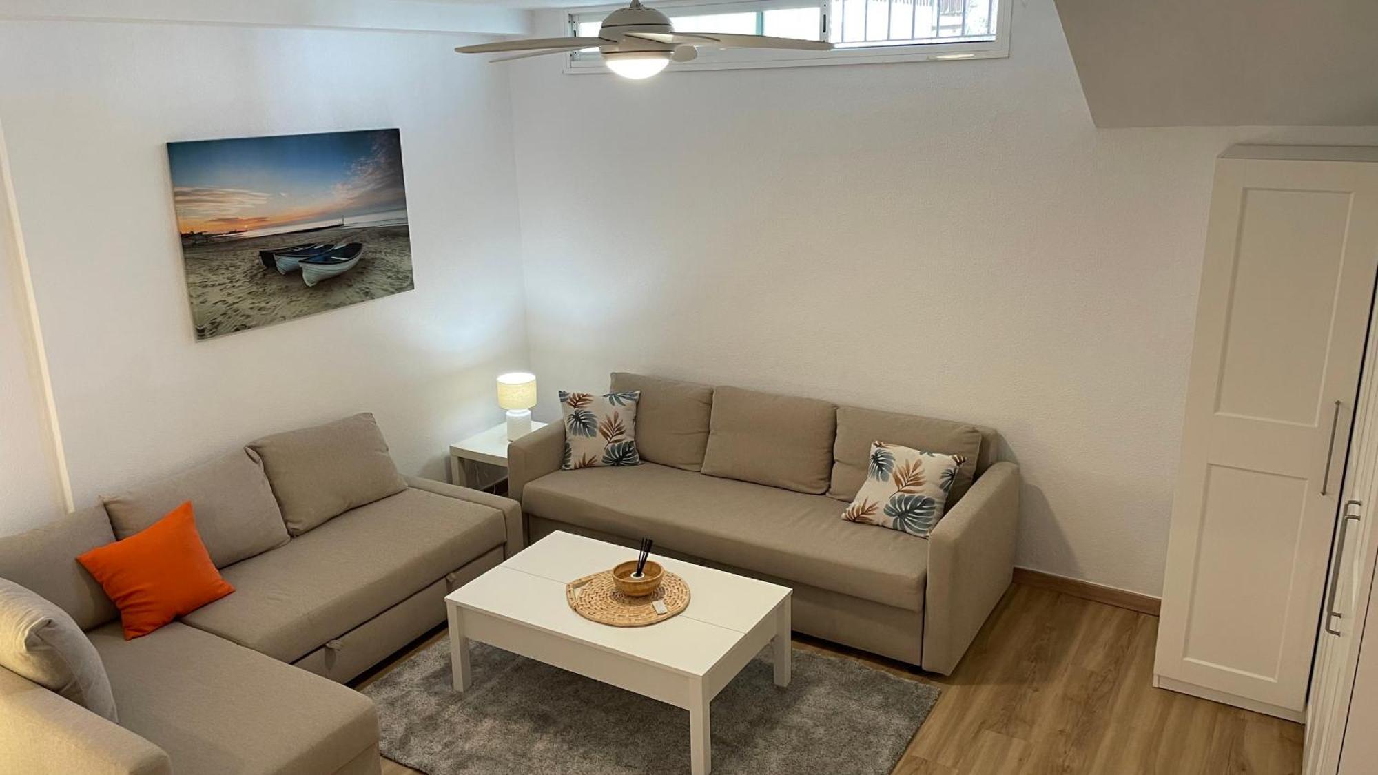 Hochwertiges Haus In Wunderschoener Golf Anlage Am Meer ロタ エクステリア 写真
